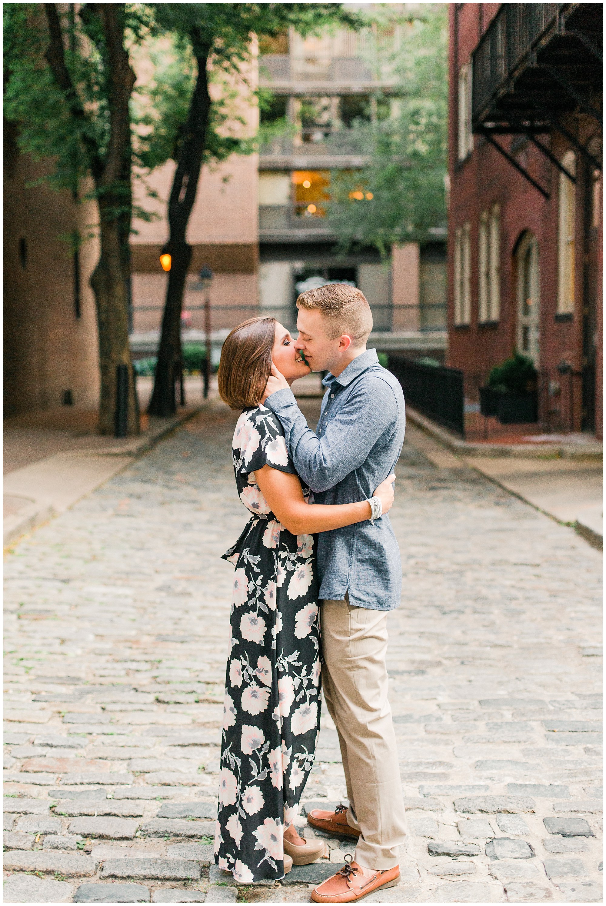 Chase & Olivia's Chic Engagement in Old City, Philadelphia Photos