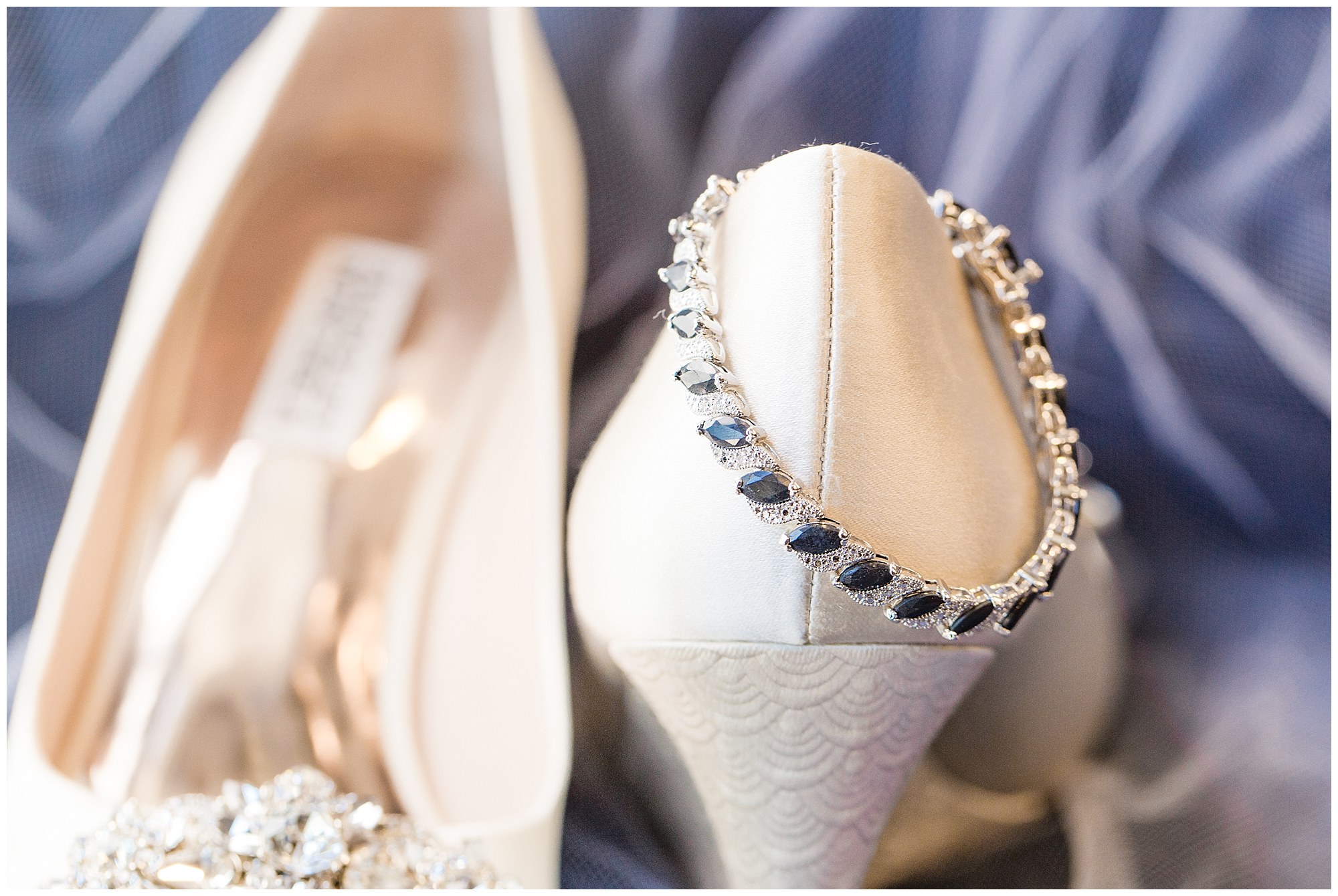Kevin & Lindsay's Navy & Blush Summertime Wedding At The Barn On Bridge Photos