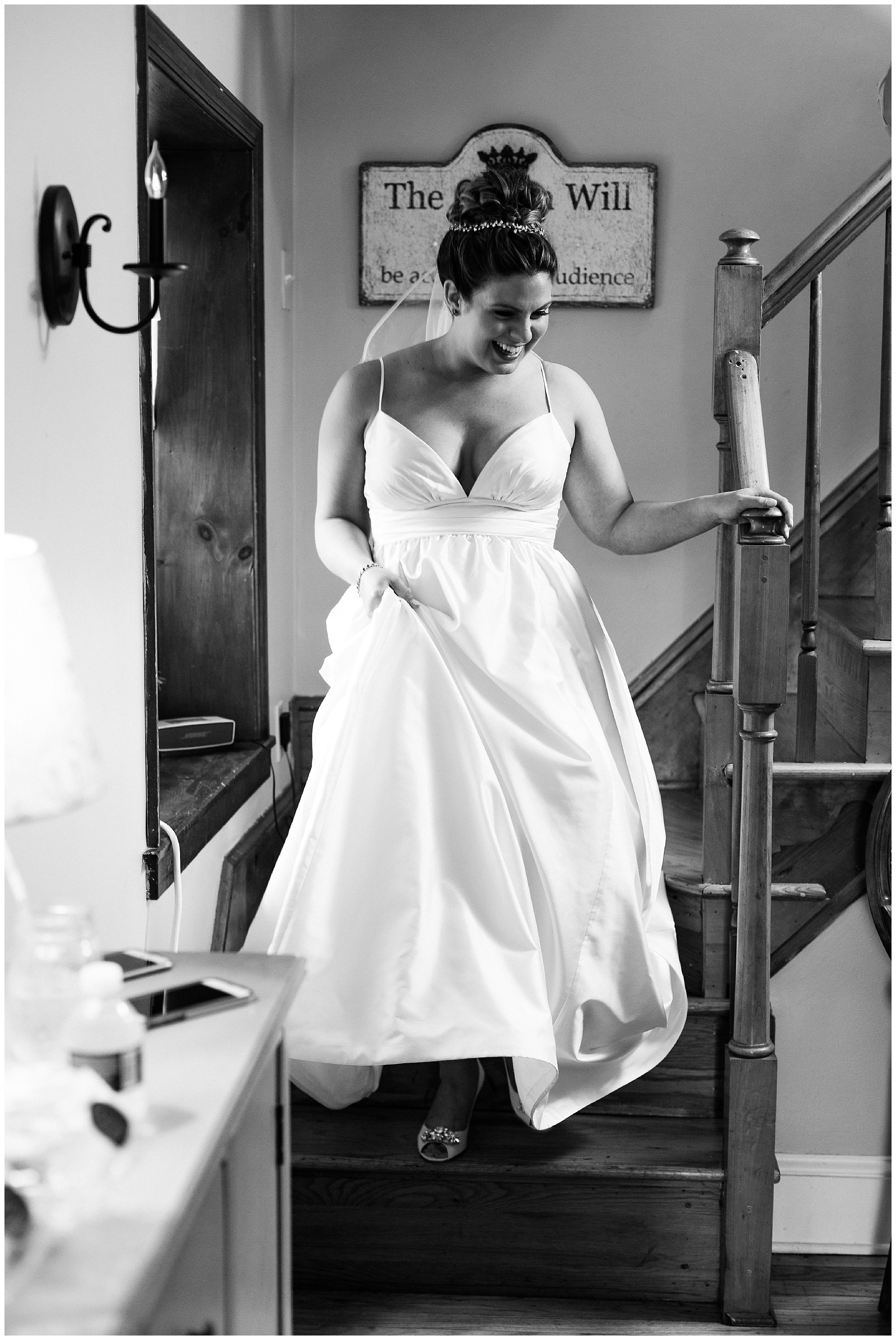 Kevin & Lindsay's Navy & Blush Summertime Wedding At The Barn On Bridge Photos