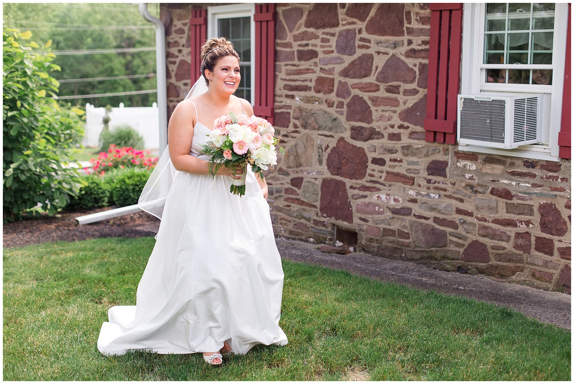 Kevin & Lindsay's Navy & Blush Summertime Wedding At The Barn On Bridge Photos