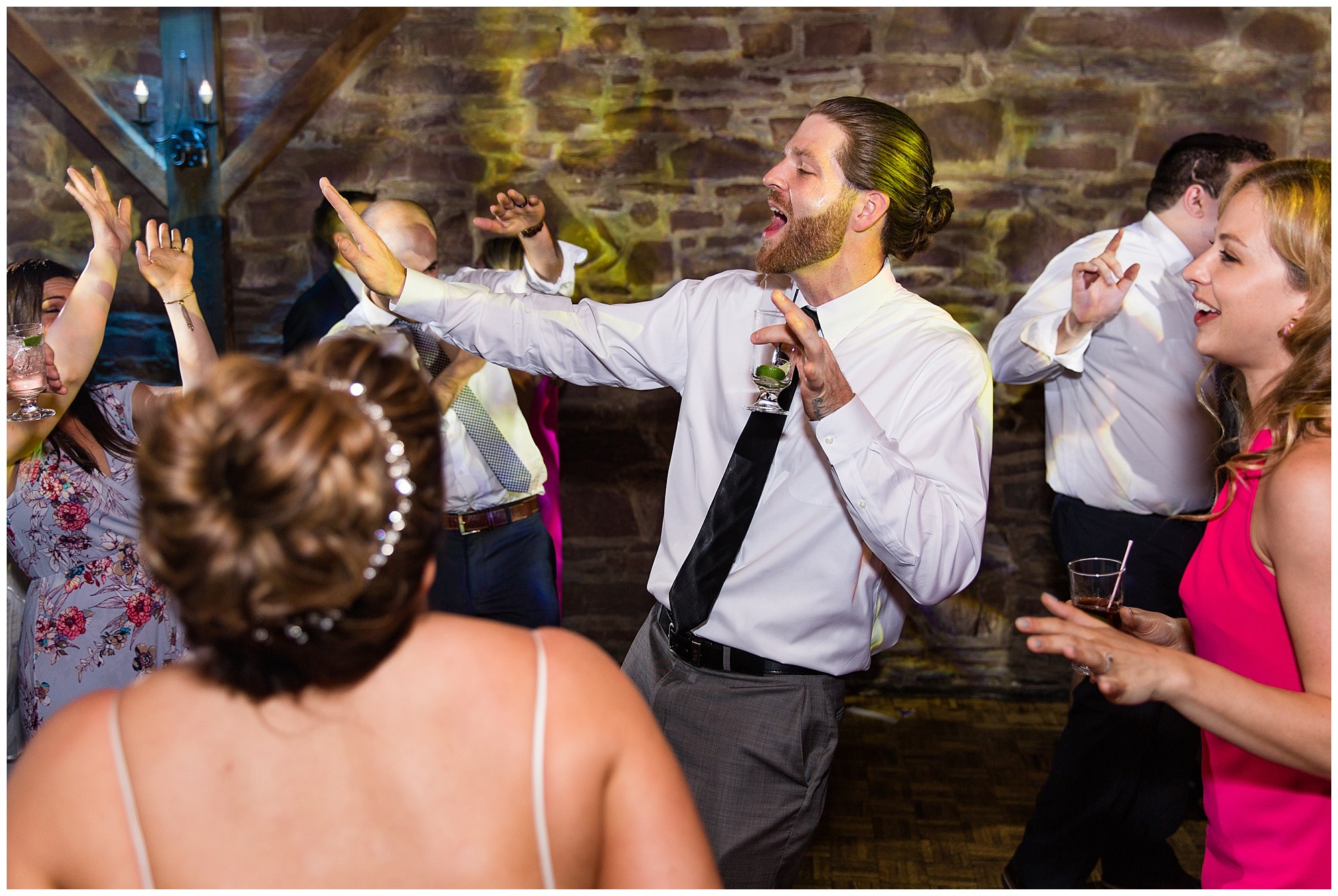 Kevin & Lindsay's Navy & Blush Summertime Wedding At The Barn On Bridge Photos
