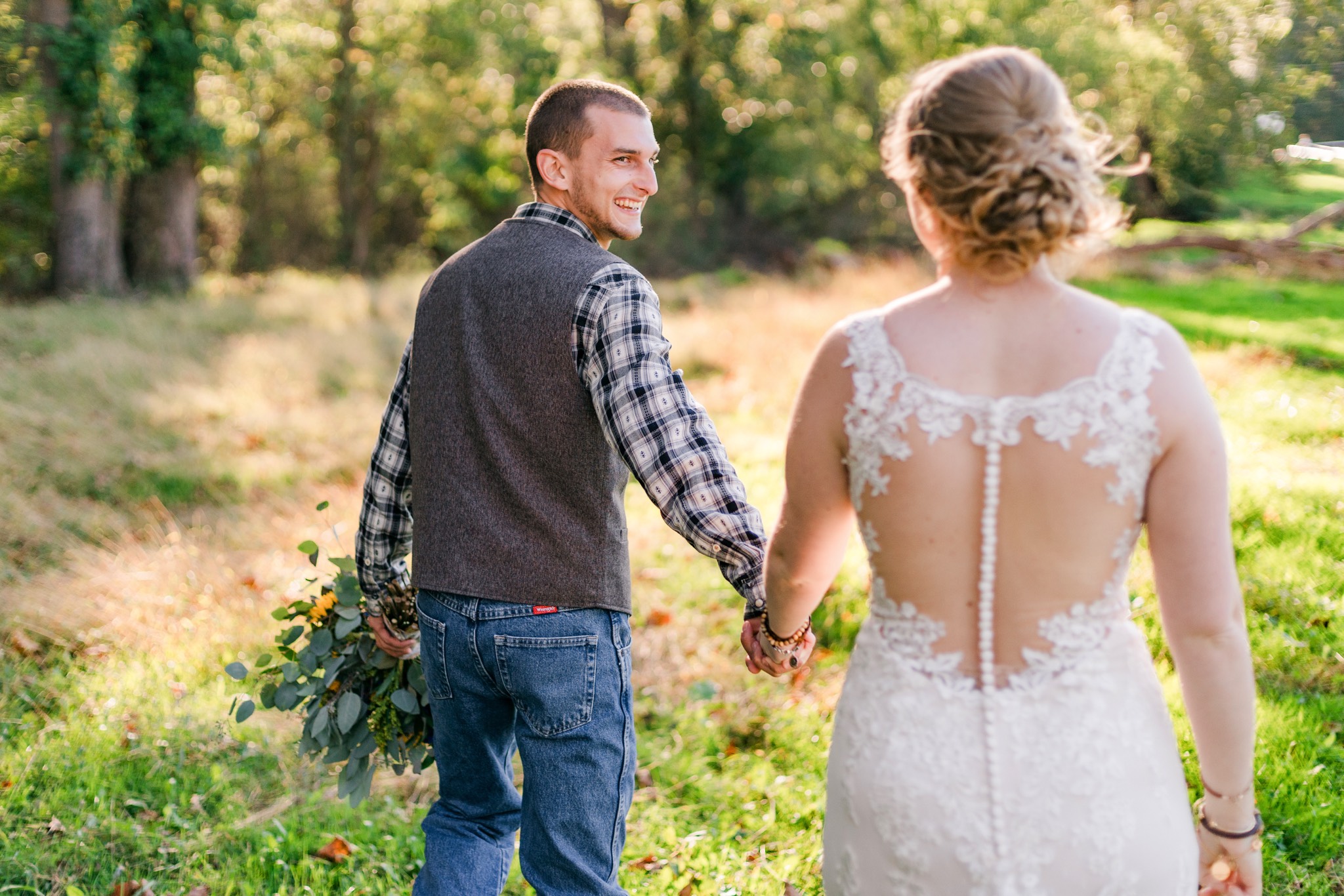 Sheldon & Stephanie's Rustic Country Fall Wedding at The Barn on Bridge Photos