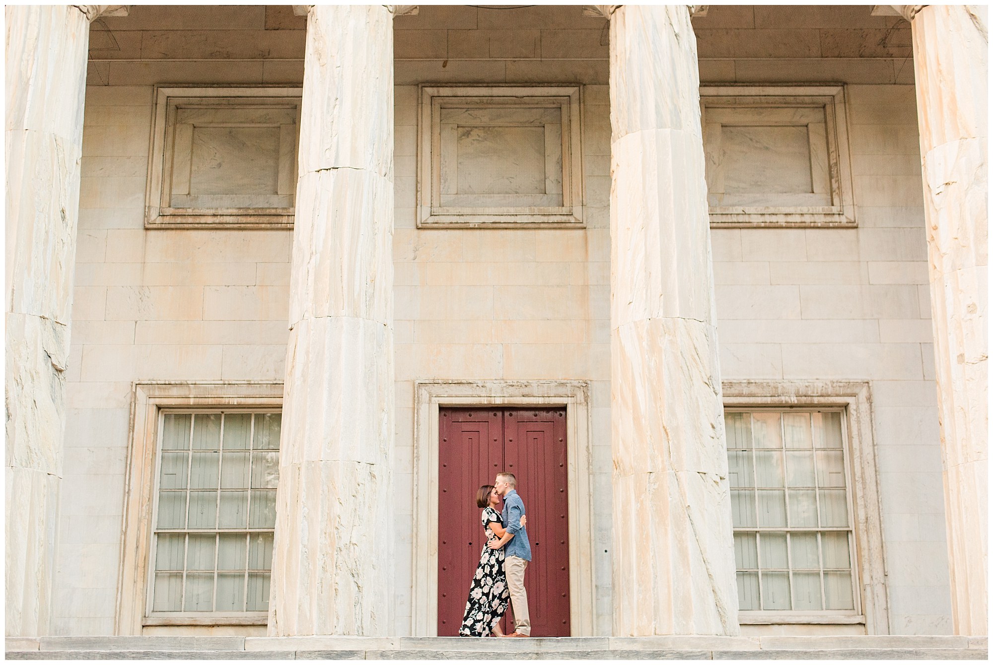 Chase & Olivia's Chic Engagement in Old City, Philadelphia Photos