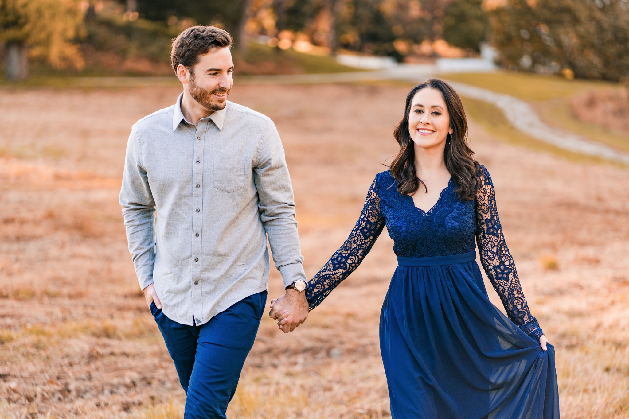 Matt & Molly's Colorful Fall Engagement at Valley Forge Park